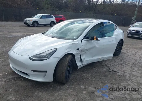 2019 Tesla Model 3 Long Range/Mid Range/Standard Range/Standard Range Plus from USA, damaged, VIN 5YJ3E1EA9KF486432